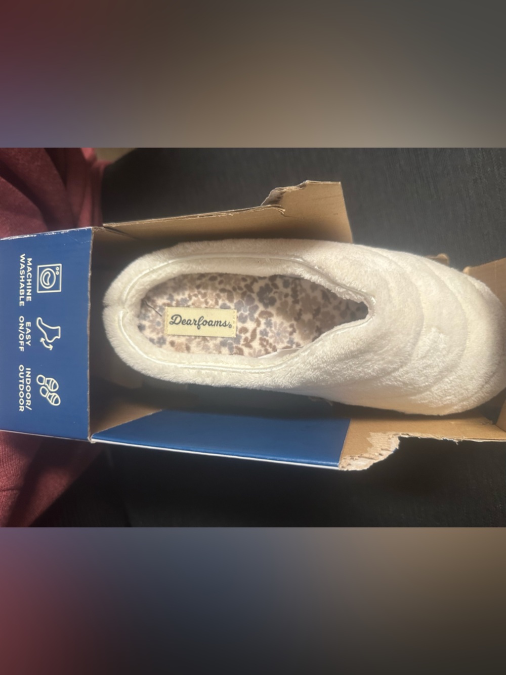 dearfoams Blue and White Memory Foam Slipper Box